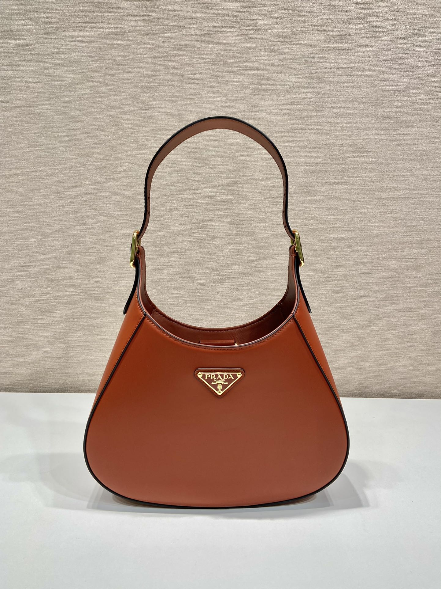Prada_Cleo_1BC179_Should